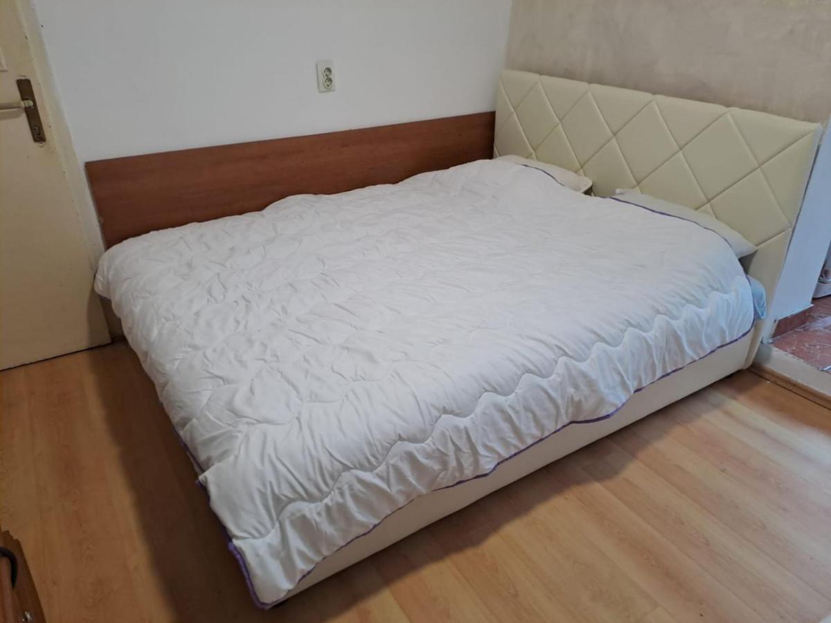 Apartmani Gordana Бар Екстер'єр фото