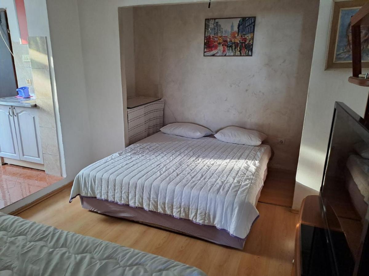 Apartmani Gordana Бар Екстер'єр фото