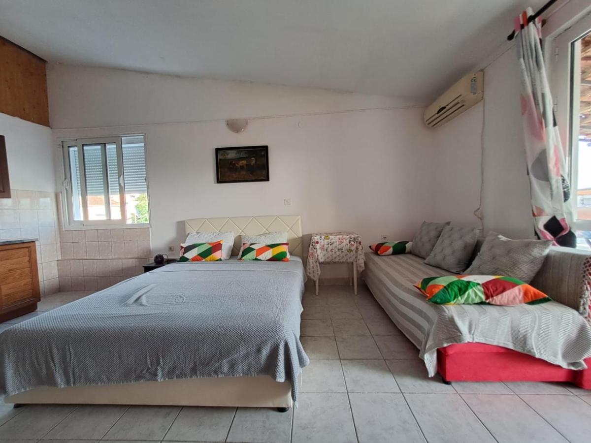 Apartmani Gordana Бар Екстер'єр фото