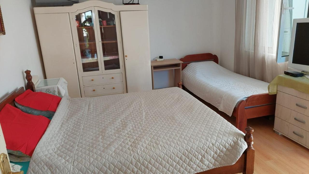 Apartmani Gordana Бар Екстер'єр фото