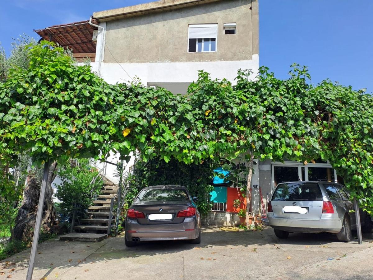 Apartmani Gordana Бар Екстер'єр фото
